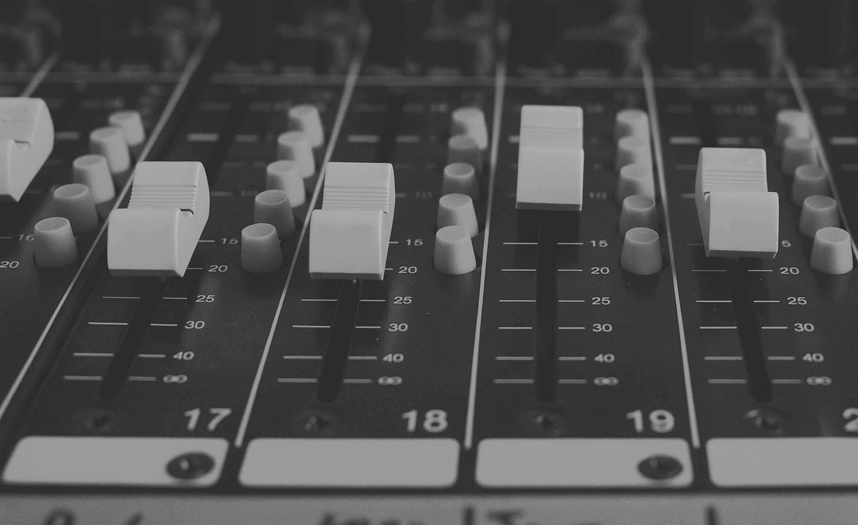 Микшерный пульт